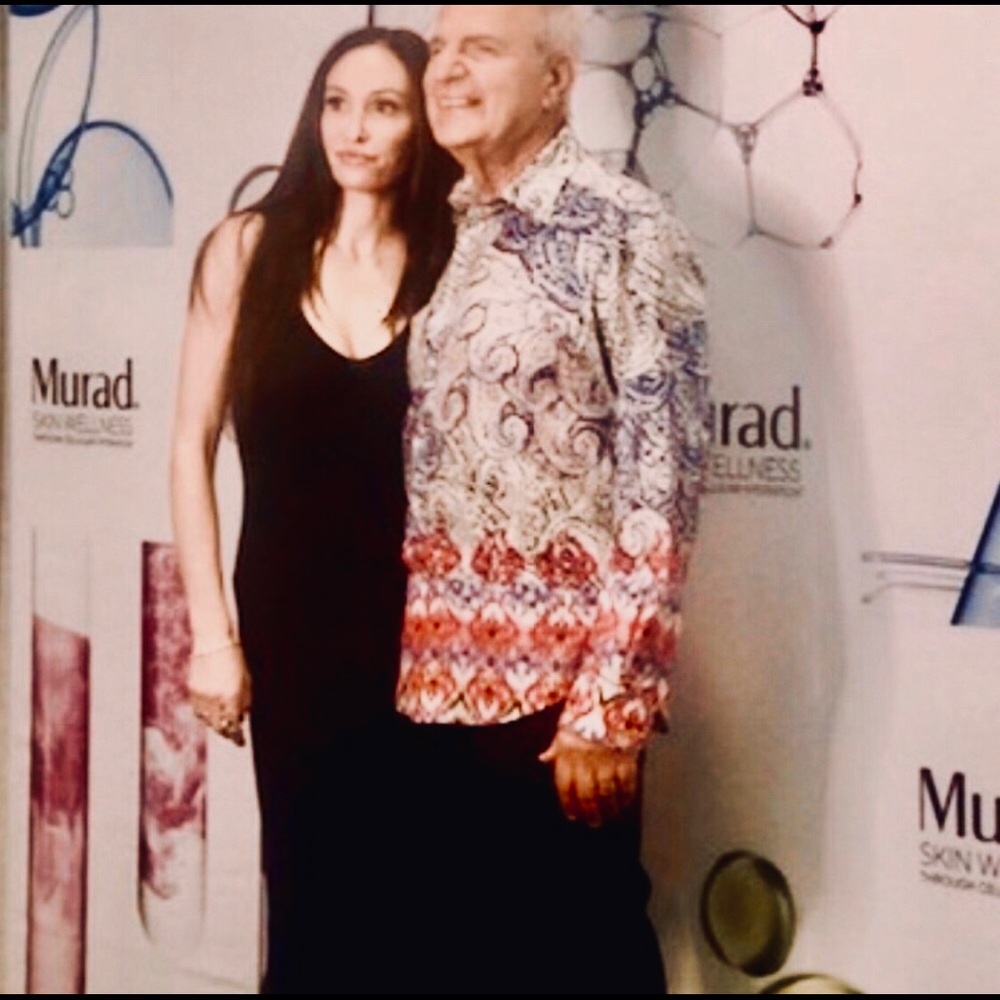 Meet your Posher, Danielle ALL offers welcome! - Picture 2 of 8